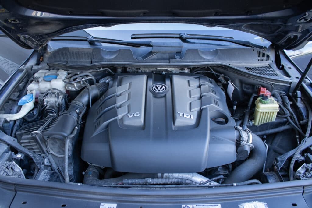 2013 Volkswagen TOUAREG - 19