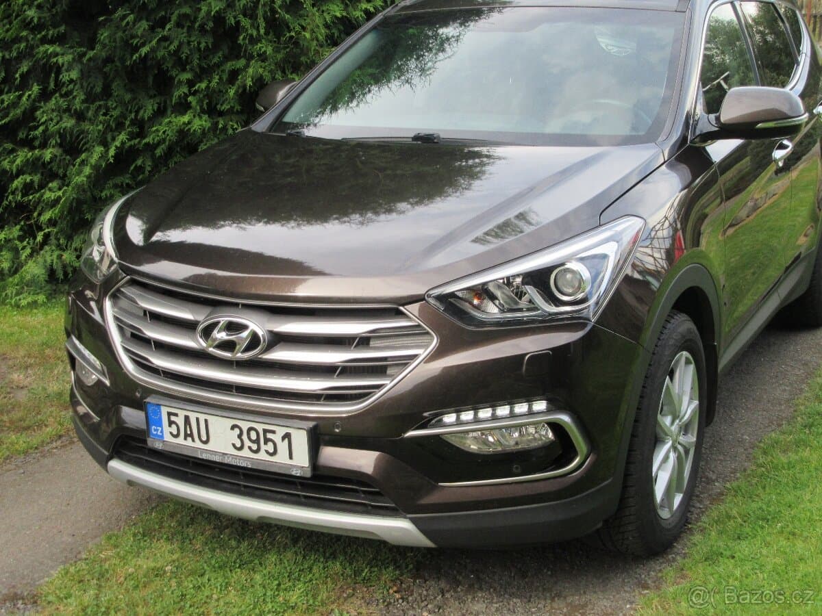 2016 Hyundai SANTA FE - 19