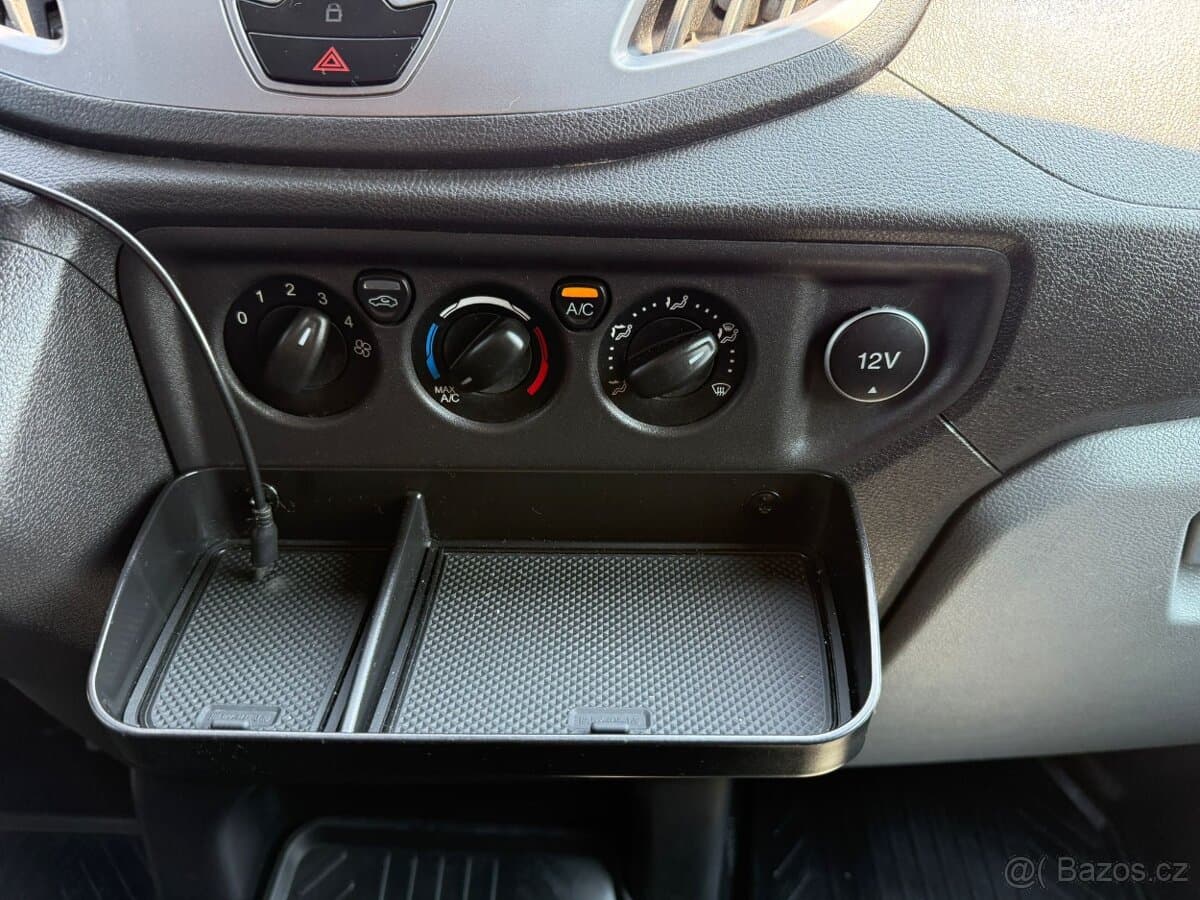 2018 Ford TRANSIT - 19