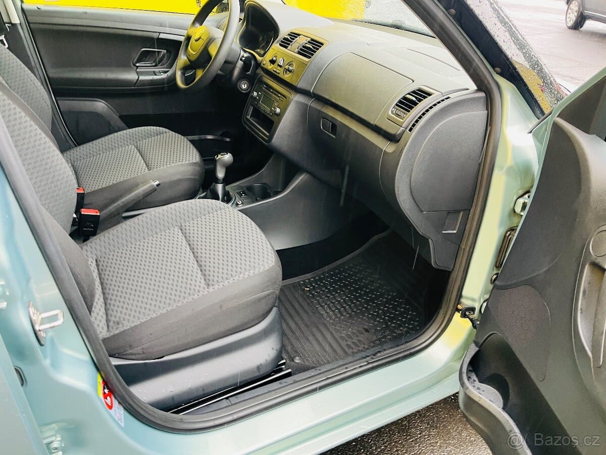 2011 Škoda FABIA - 19