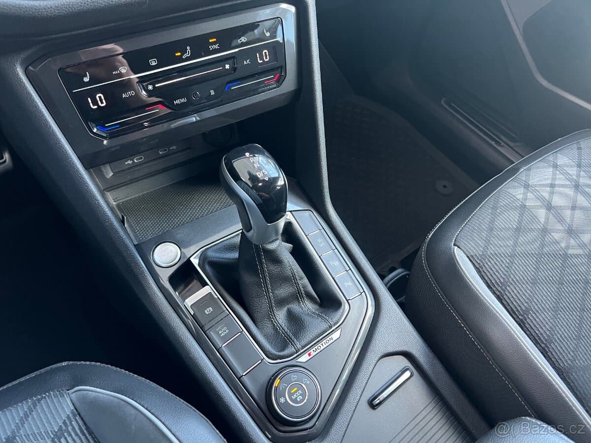 2022 Volkswagen TIGUAN - 19