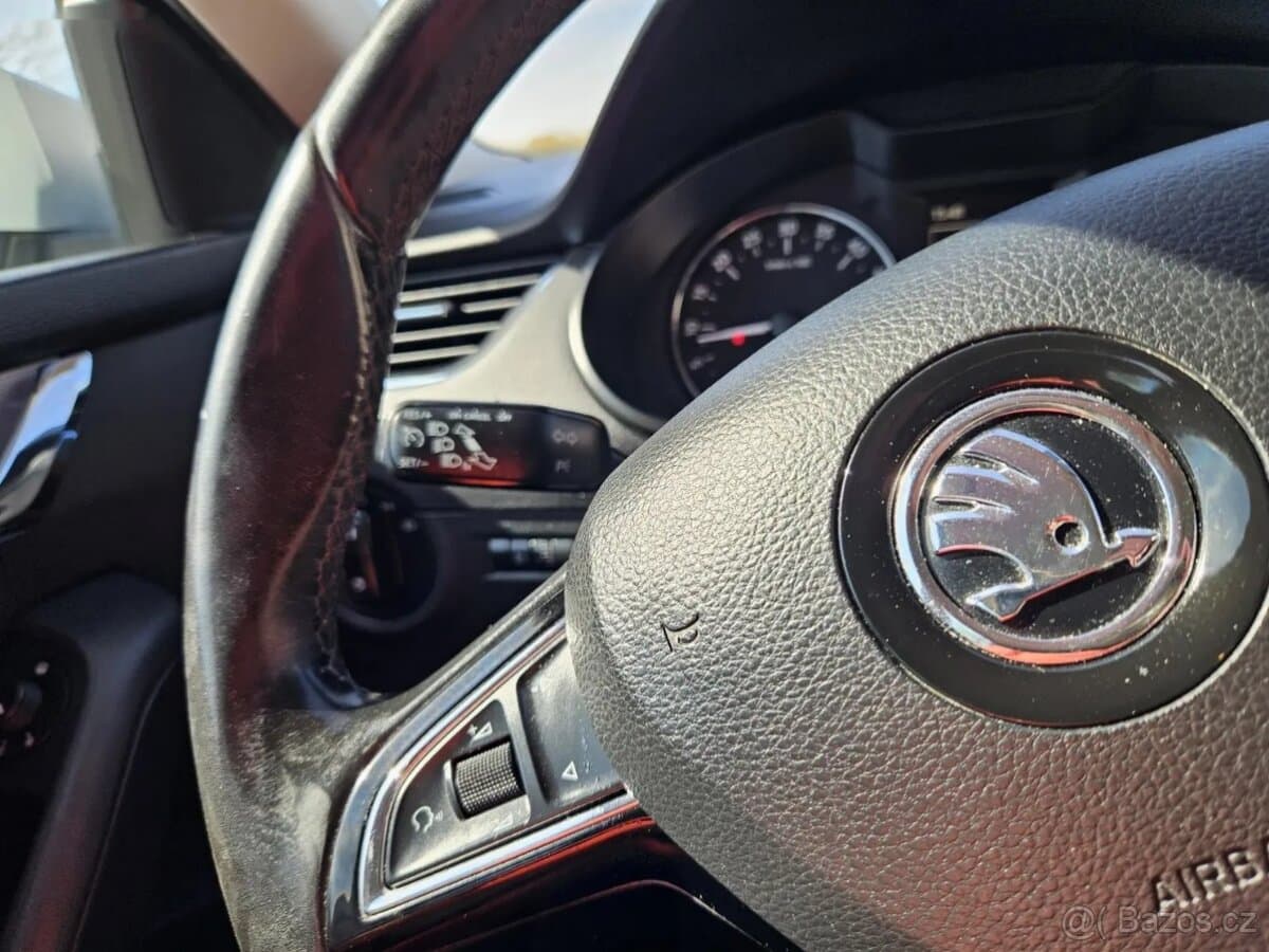 2016 Škoda OCTAVIA - 19
