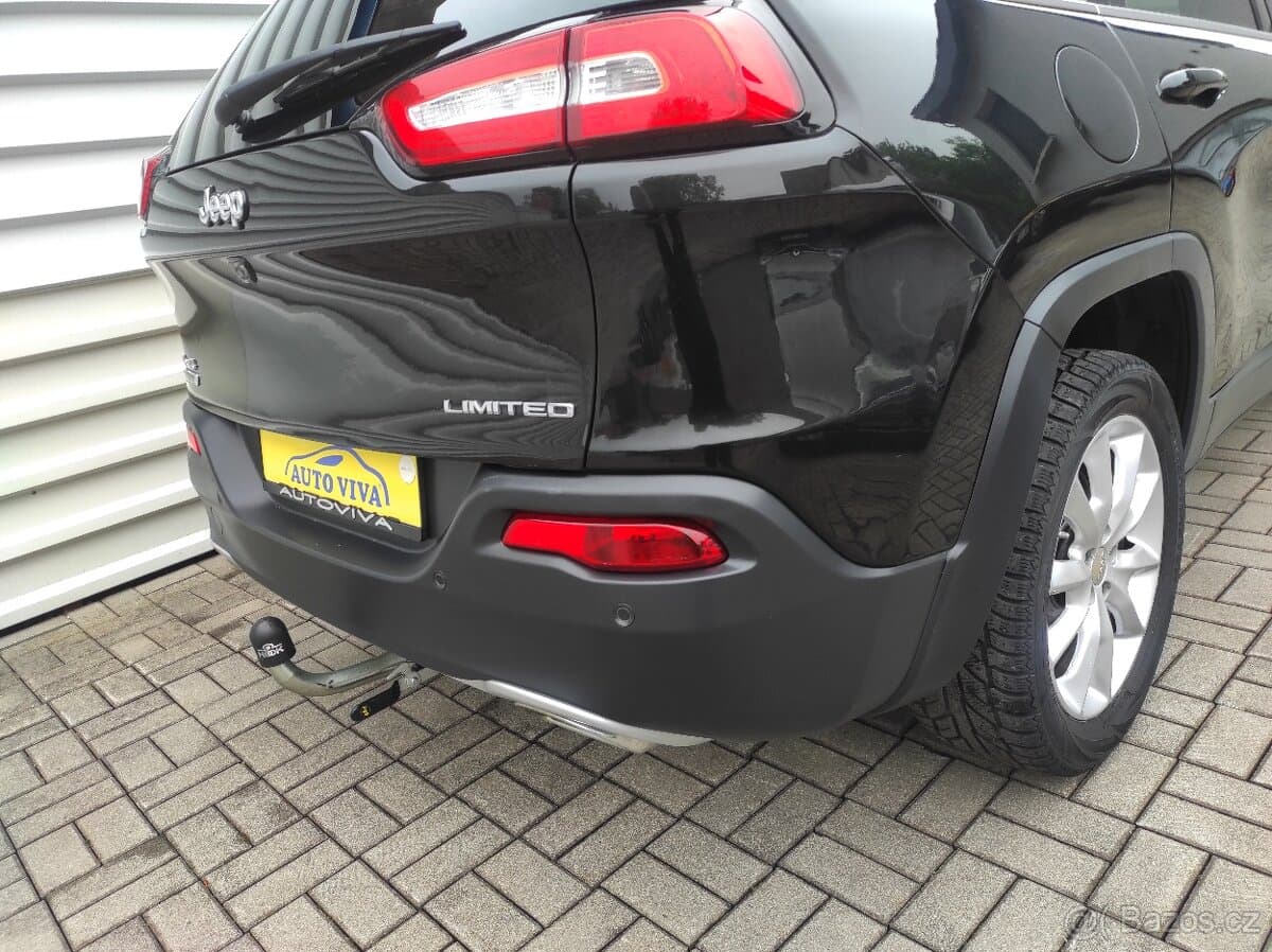 2016 Jeep CHEROKEE - 19