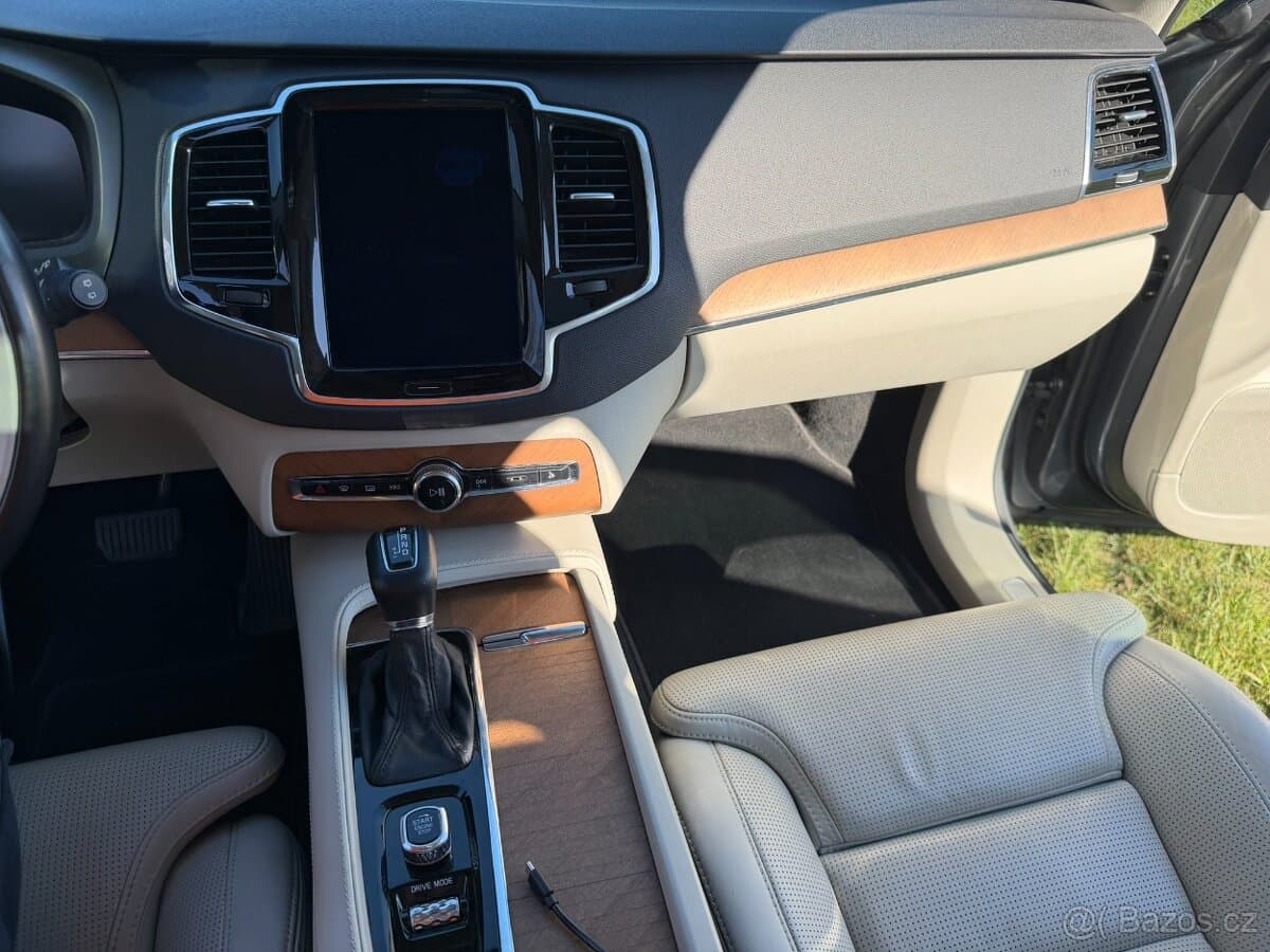 2017 Volvo XC90 - 19