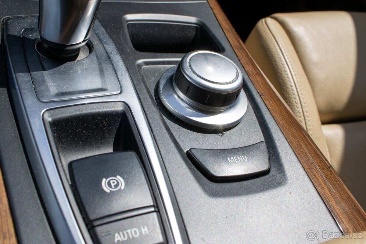 2009 BMW X5 - 19