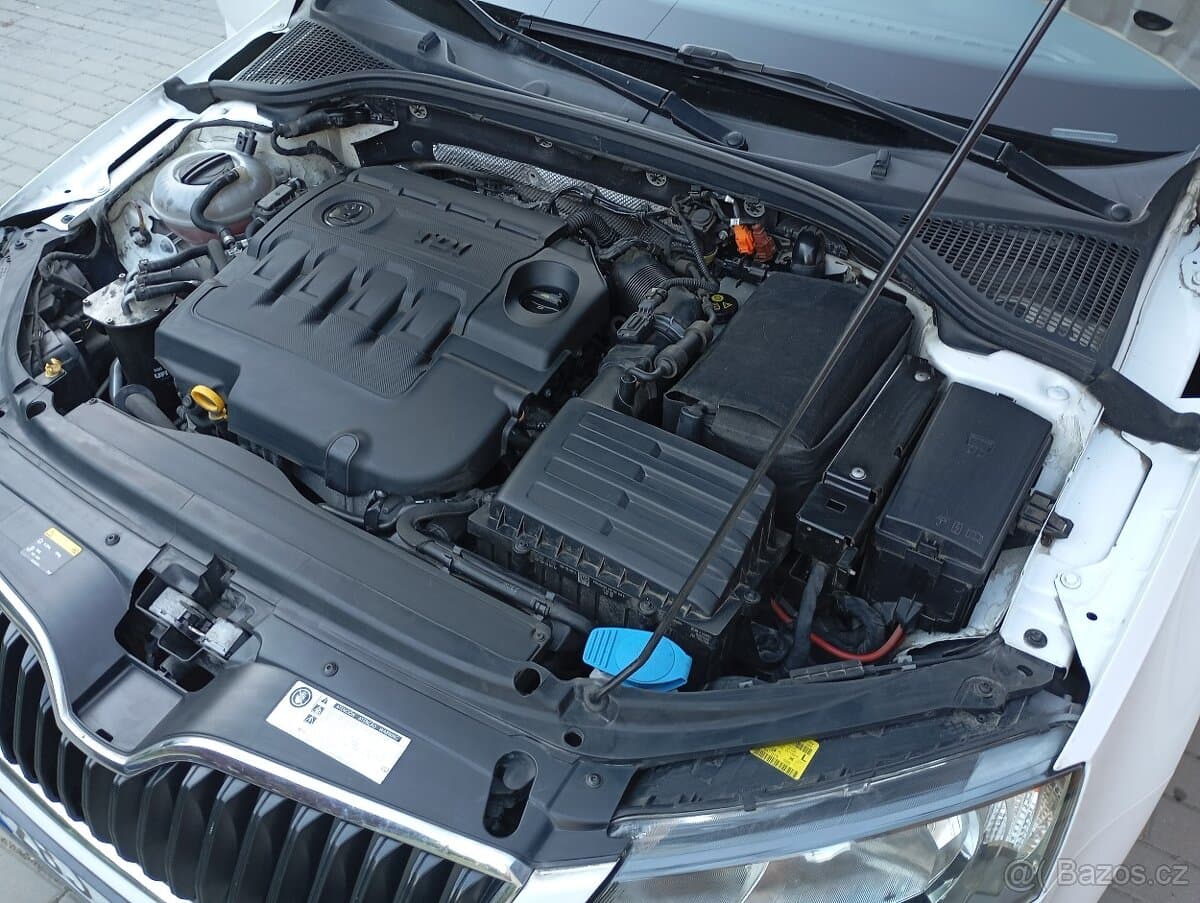 2014 Škoda OCTAVIA - 19