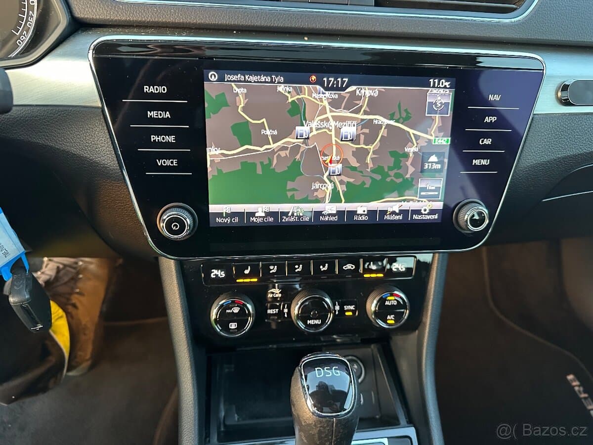 2019 Škoda SUPERB - 19