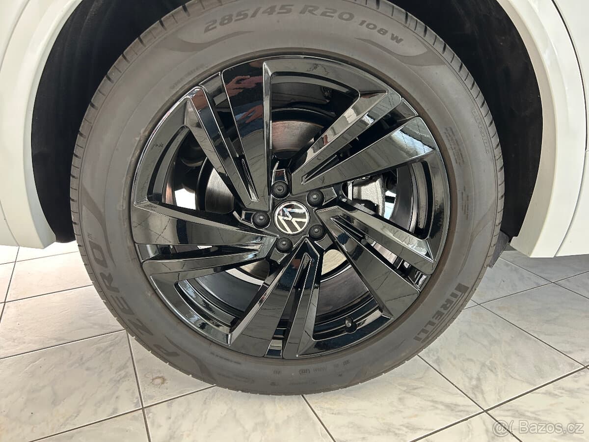 Volkswagen TOUAREG - 19