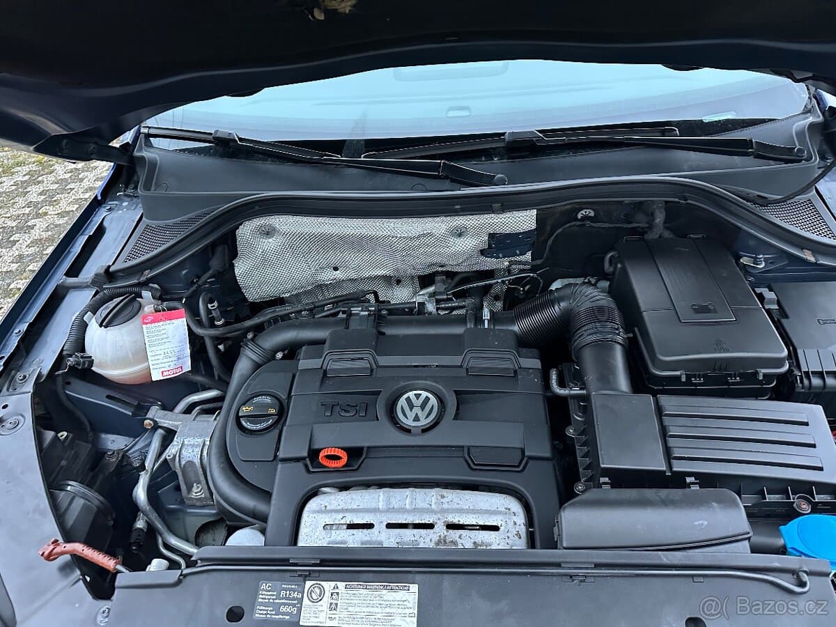 2010 Volkswagen TIGUAN - 19