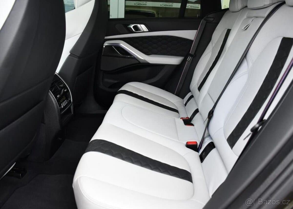 2021 BMW X6 - 19