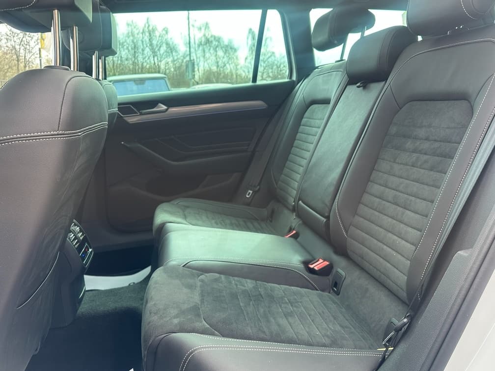 2021 Volkswagen PASSAT - 19