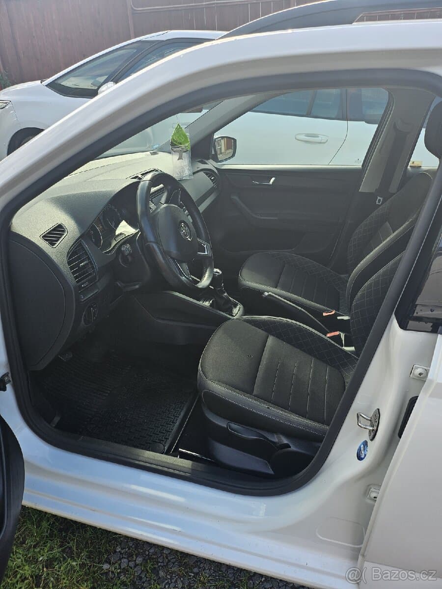 2019 Škoda FABIA - 19
