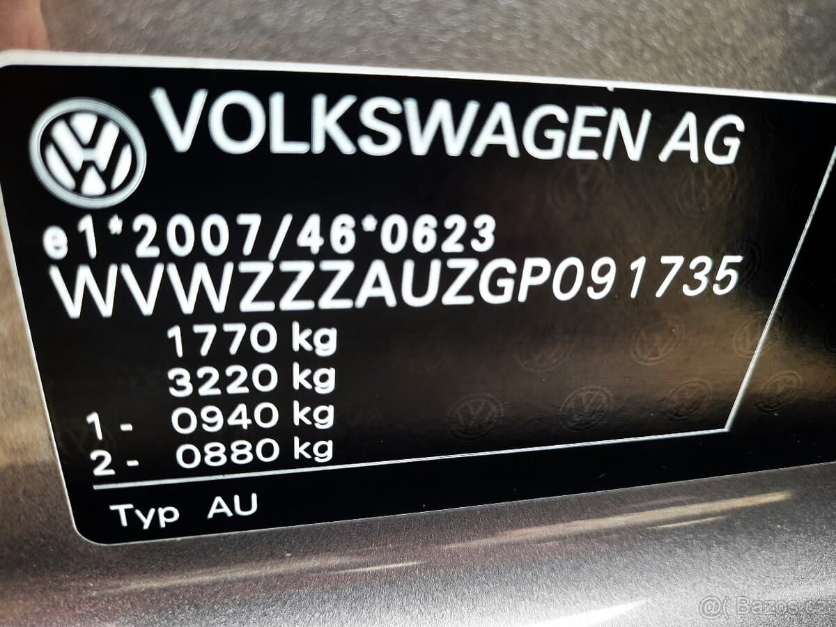 2016 Volkswagen GOLF - 19