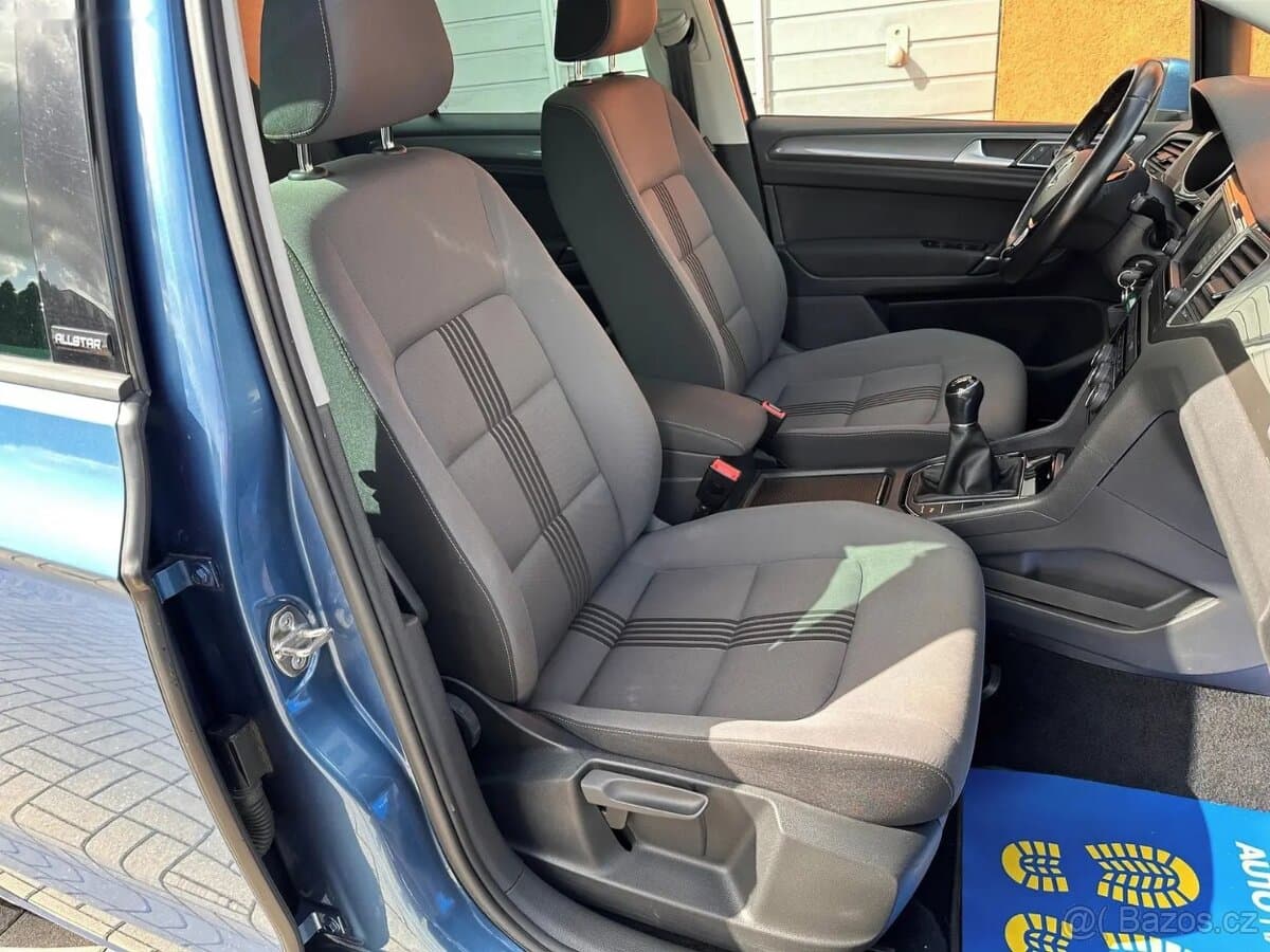 2016 Volkswagen GOLF - 19