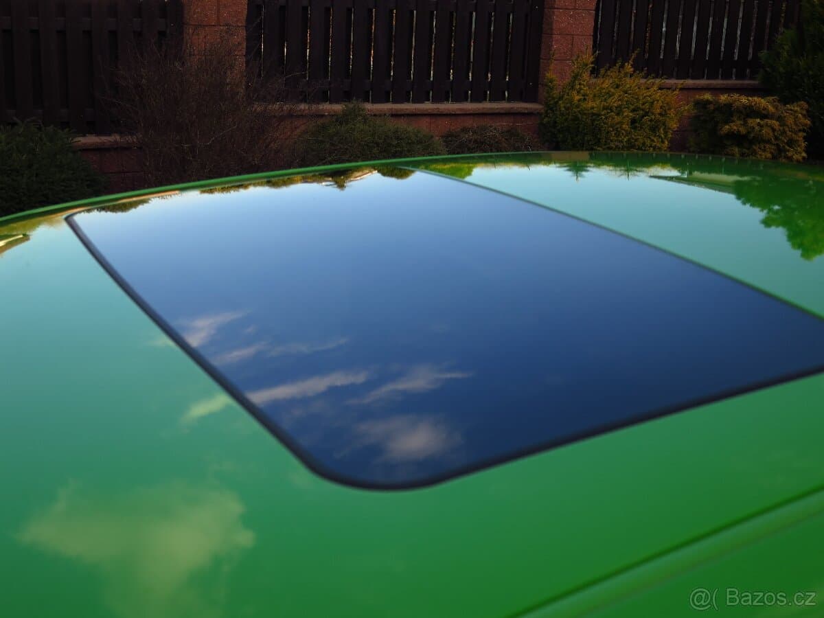 2017 Dodge CHALLENGER - 19