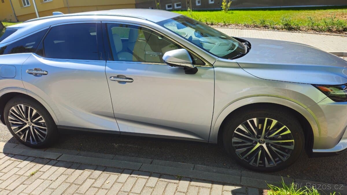 2023 Lexus RX - 19