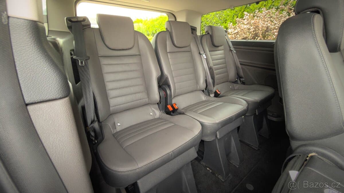 2020 Ford TOURNEO - 19