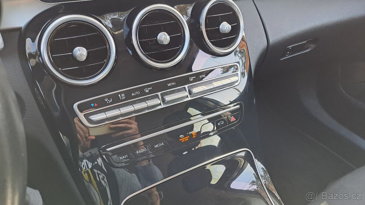 2019 Mercedes-Benz C-CLASS - 19