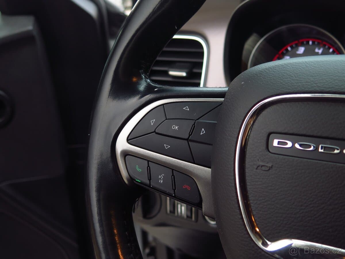2019 Dodge CHARGER - 19