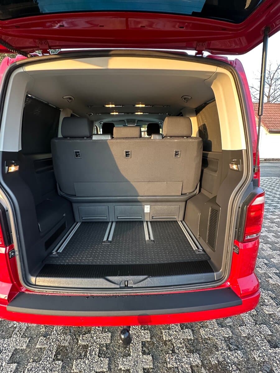 2018 Volkswagen MULTIVAN - 19
