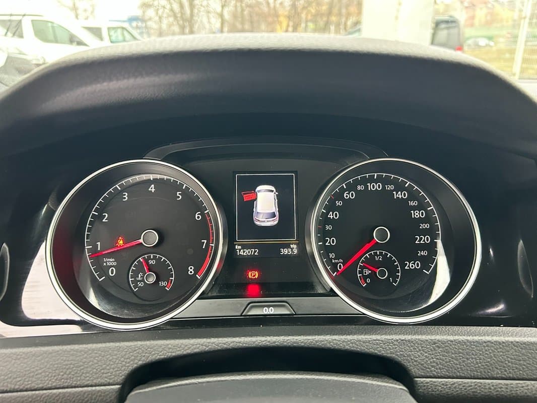 2015 Volkswagen GOLF - 19