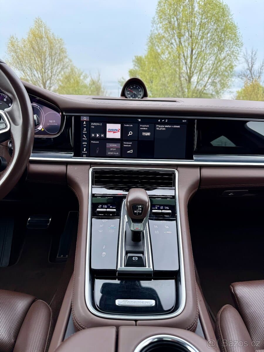 2018 Porsche PANAMERA - 19