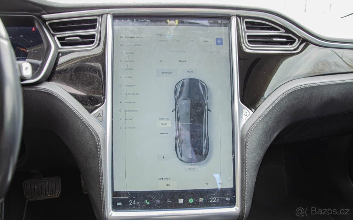 2014 Tesla MODEL S - 19