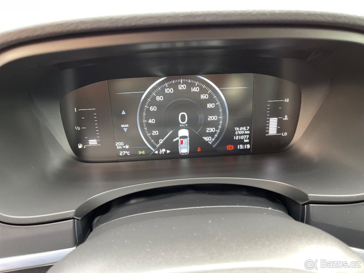 2017 Volvo V90 - 19