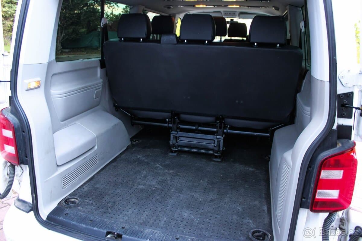 2017 Volkswagen CARAVELLE - 19
