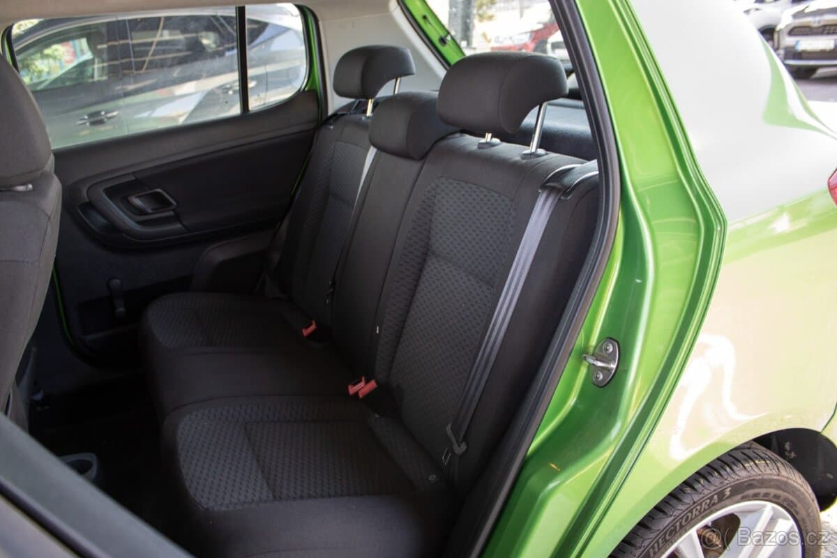 2011 Škoda FABIA - 19