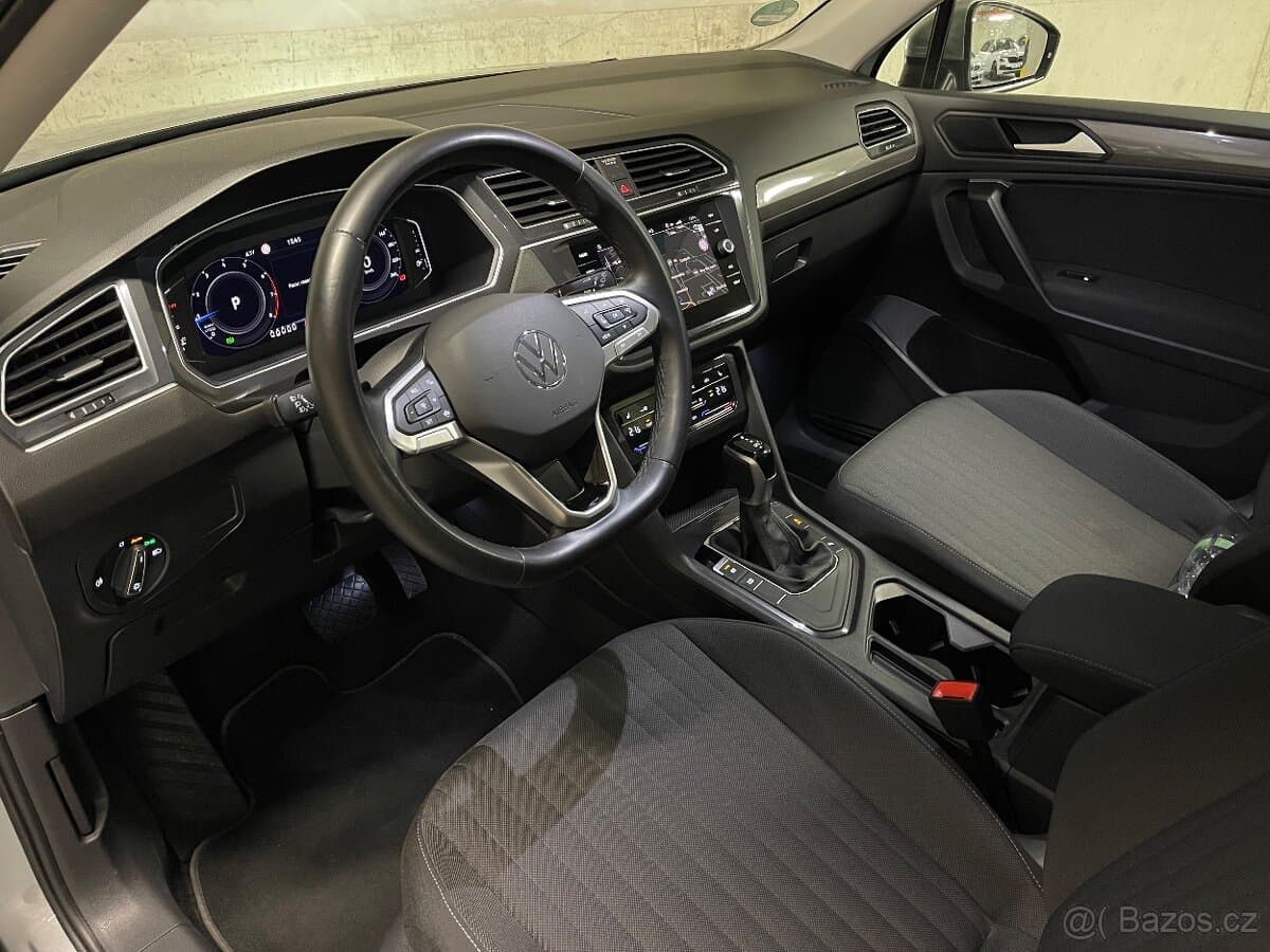 2025 Volkswagen TIGUAN - 19