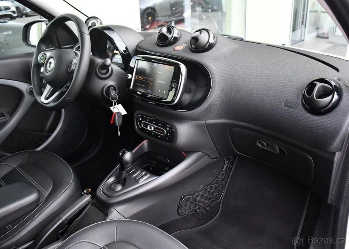 2021 Smart FORFOUR - 19