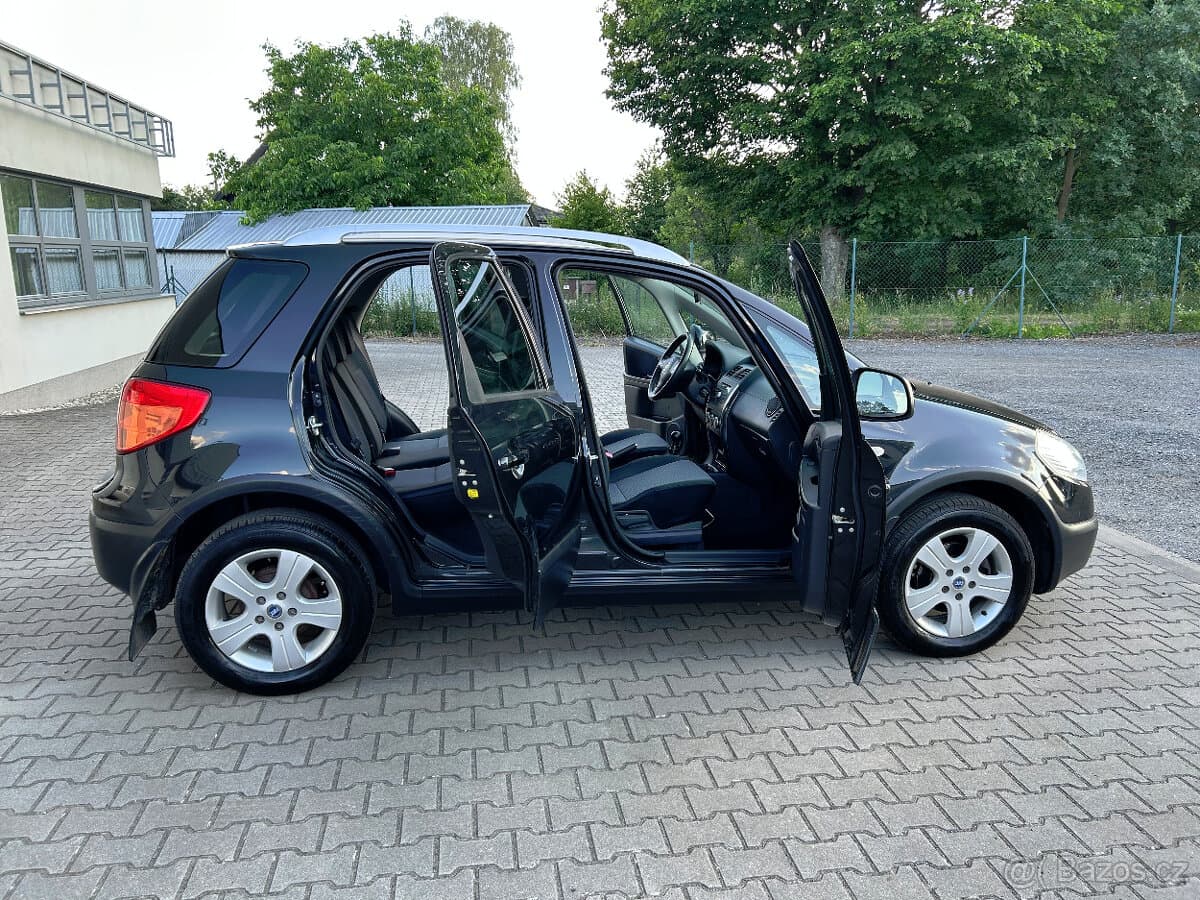 Fiat SEDICI - 19