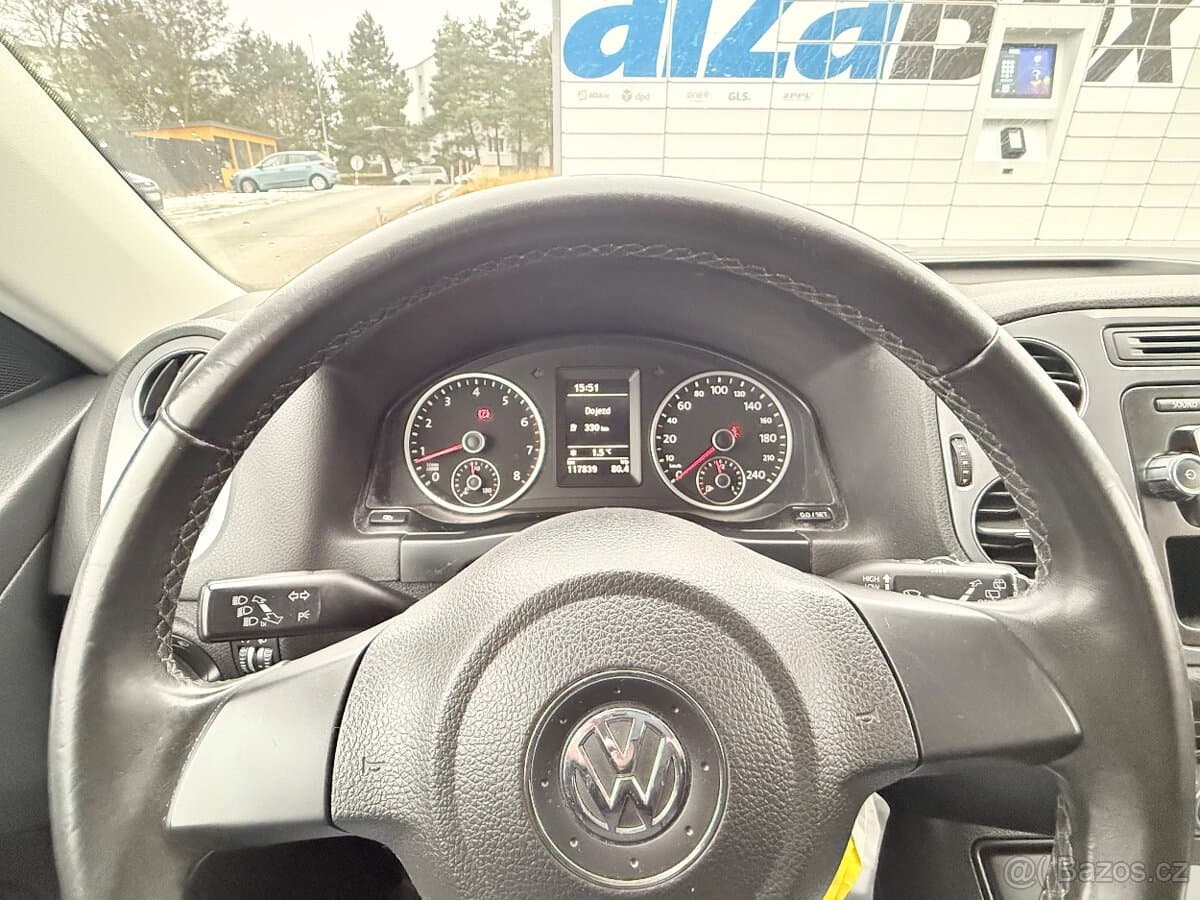 2012 Volkswagen TIGUAN - 19