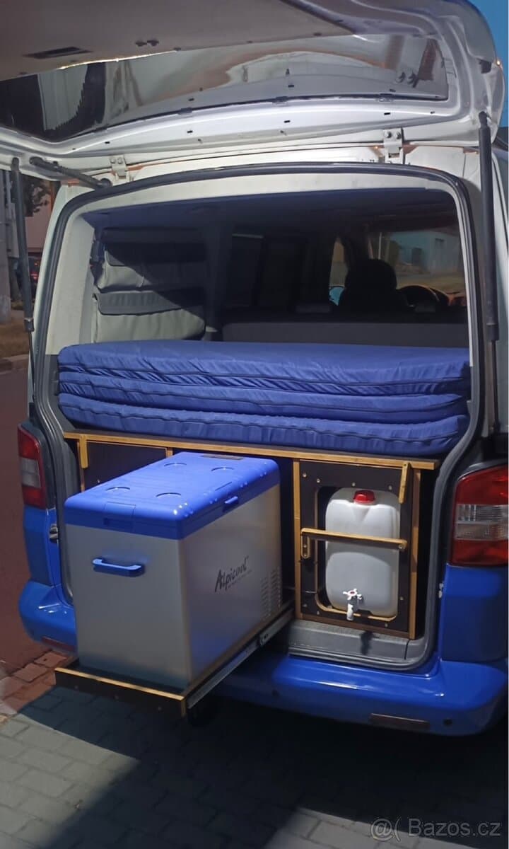 2009 Volkswagen CARAVELLE - 19