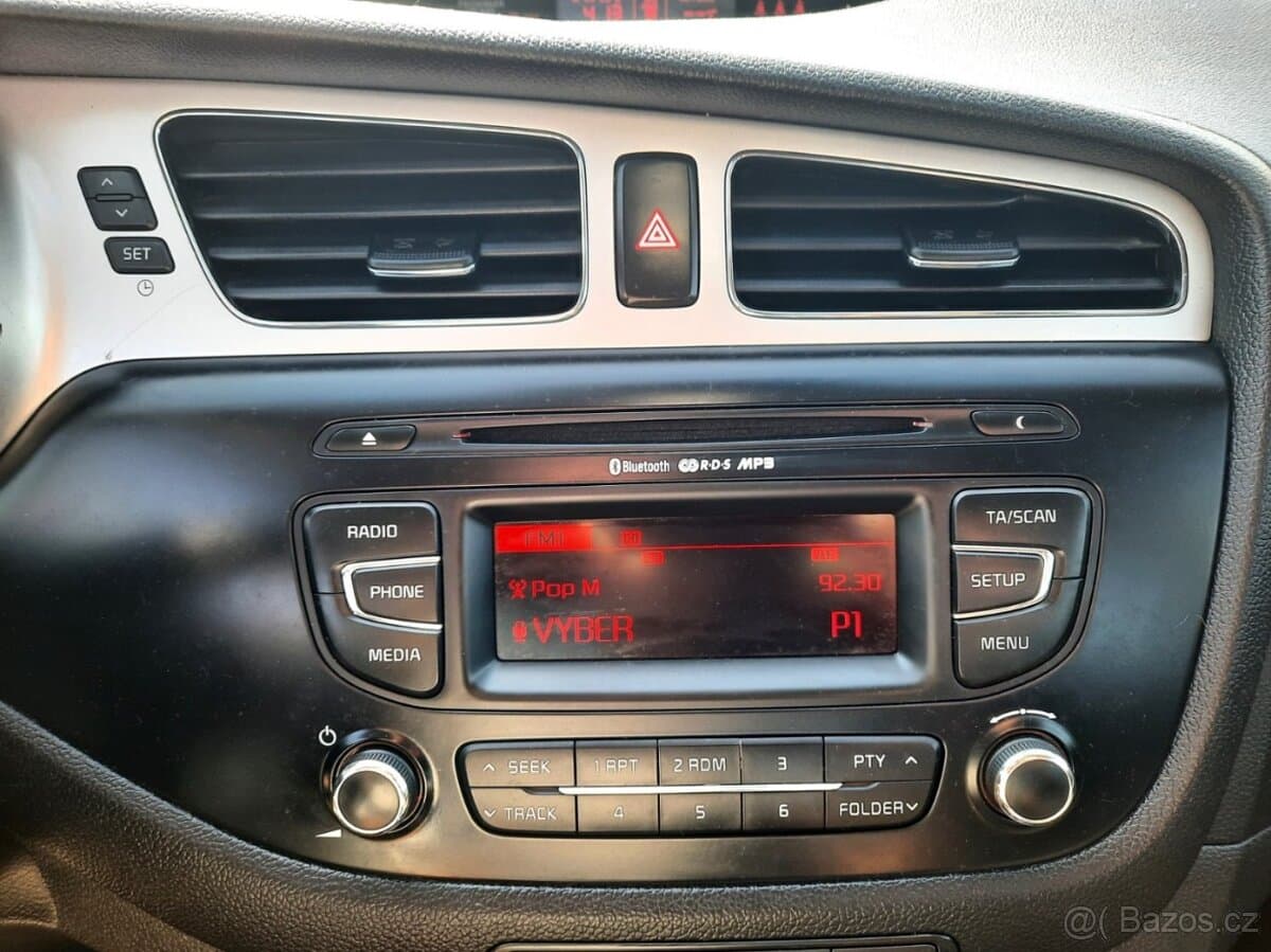 2013 Kia CEE'D - 19
