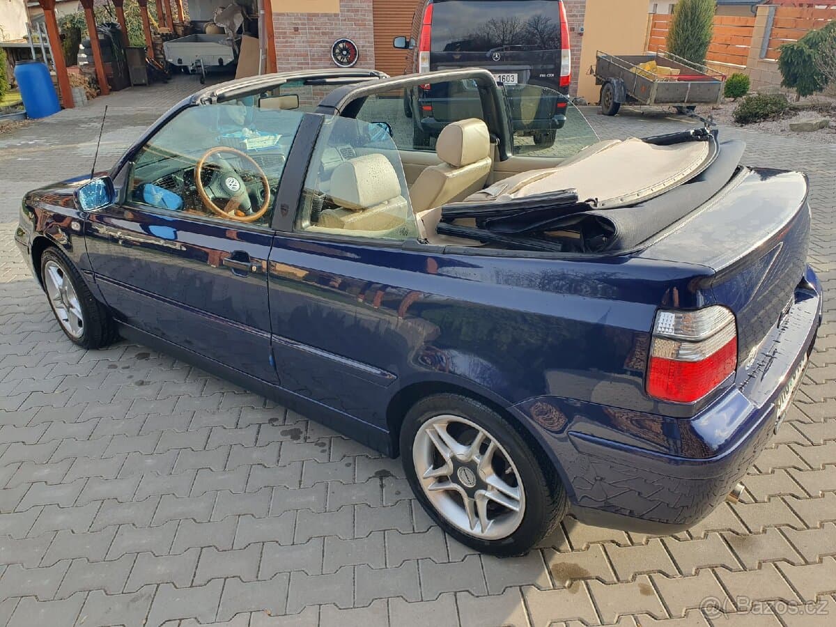 2000 Volkswagen GOLF - 19