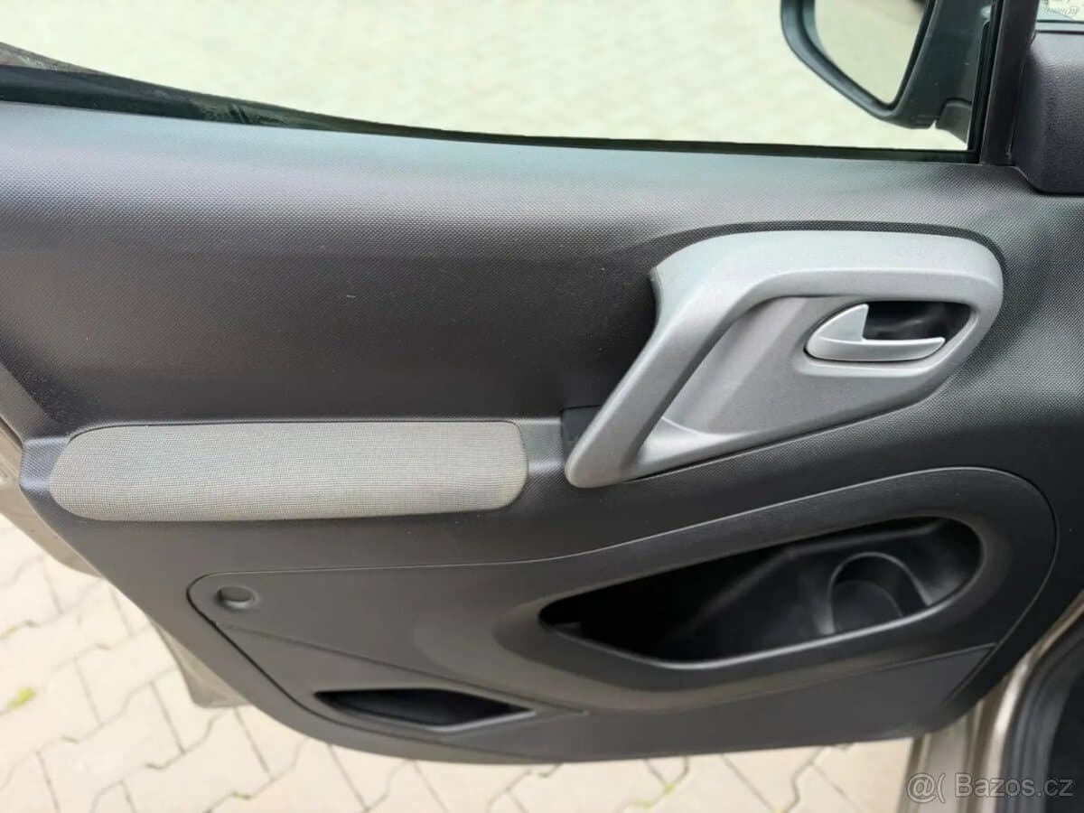 2015 Peugeot PARTNER - 19