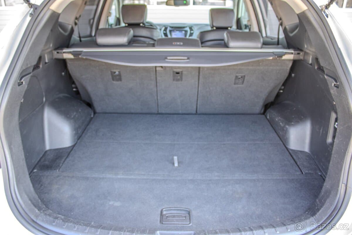 Hyundai SANTA FE - 19