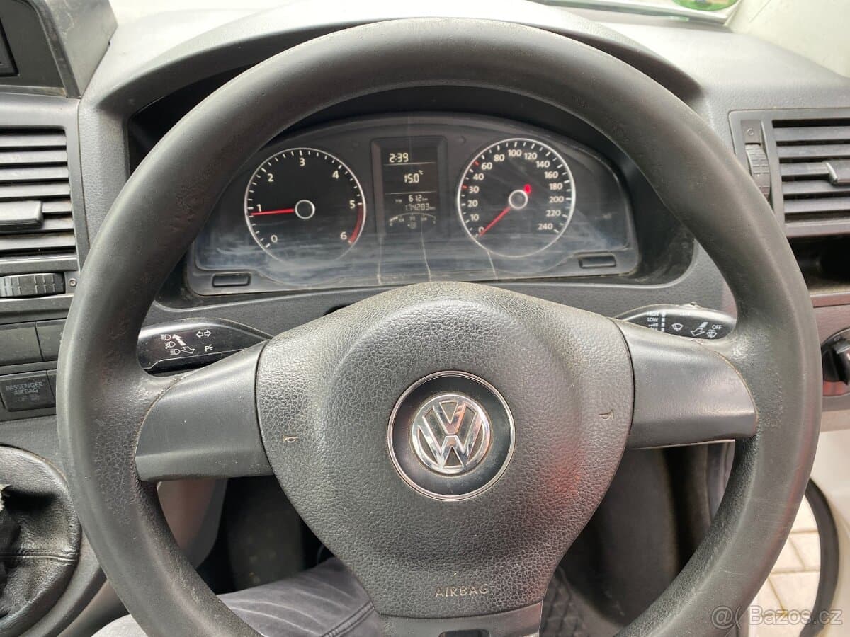 2011 Volkswagen TRANSPORTER - 19