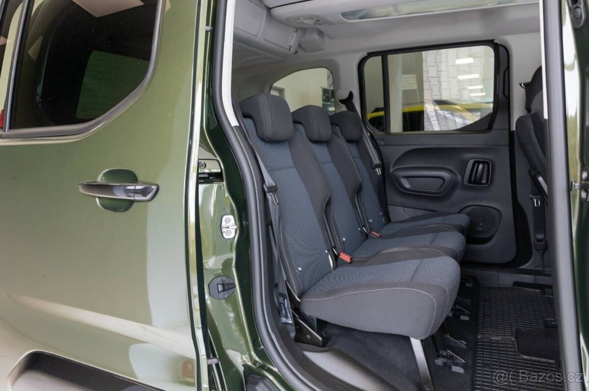 2025 Fiat DOBLO - 19