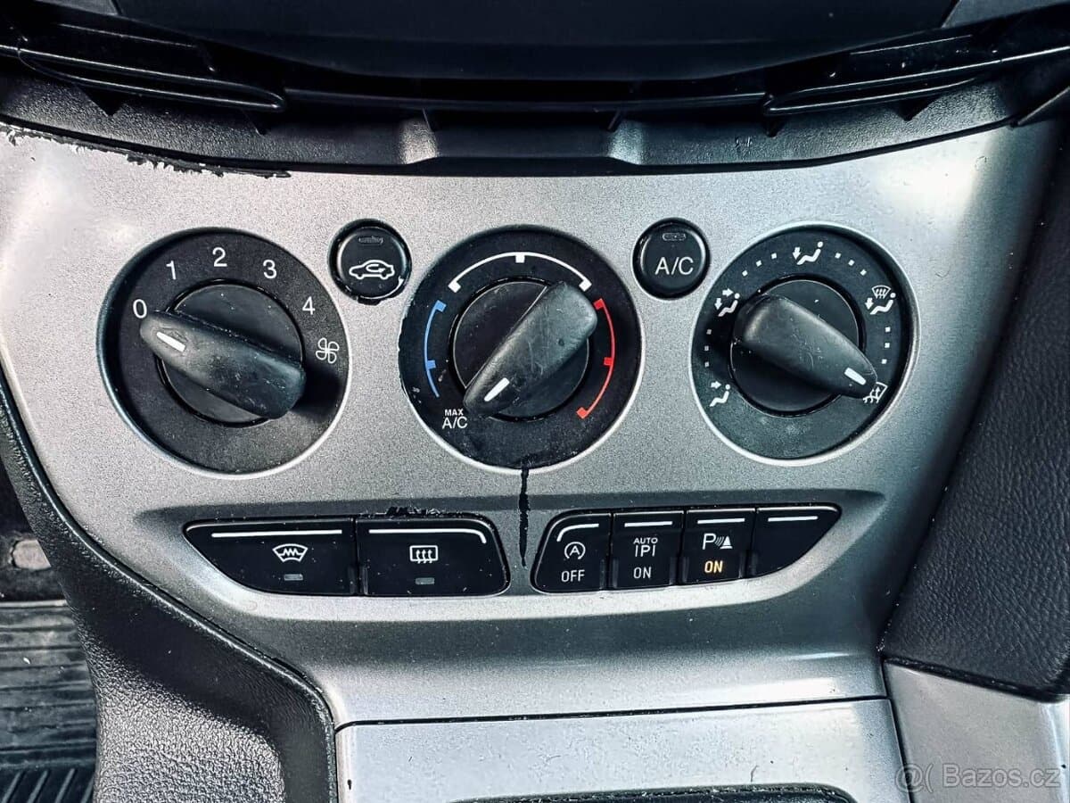 2013 Ford FOCUS - 19