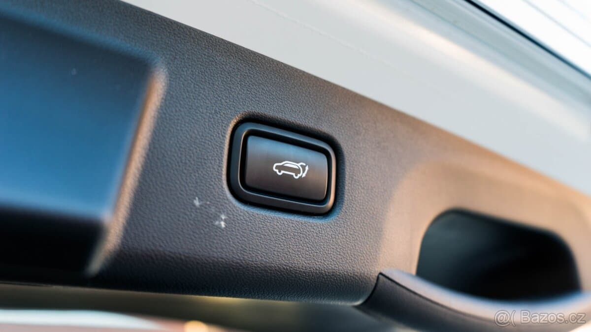 2022 Hyundai TUCSON - 19
