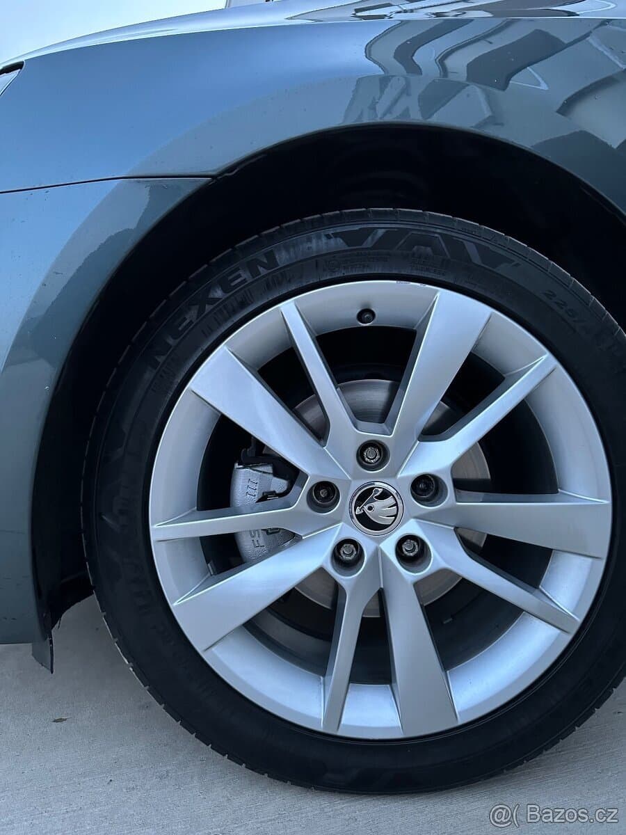 2017 Škoda OCTAVIA - 19