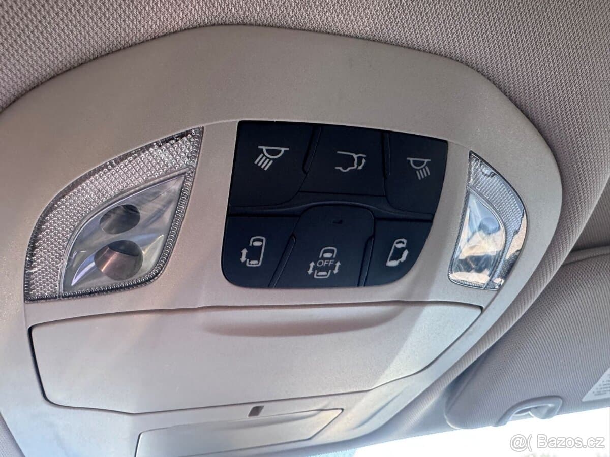 2023 Chrysler PACIFICA - 19