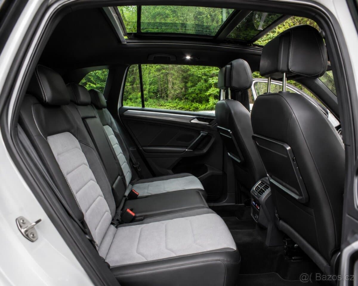 2017 Volkswagen TIGUAN - 19