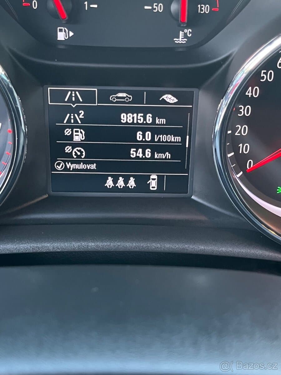 Opel ASTRA - 19