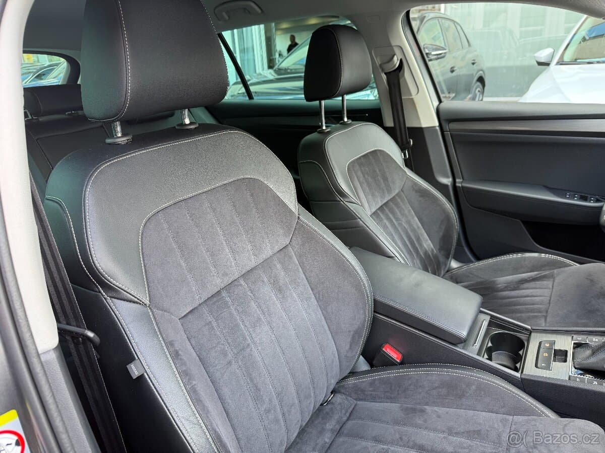 2022 Škoda SUPERB - 19