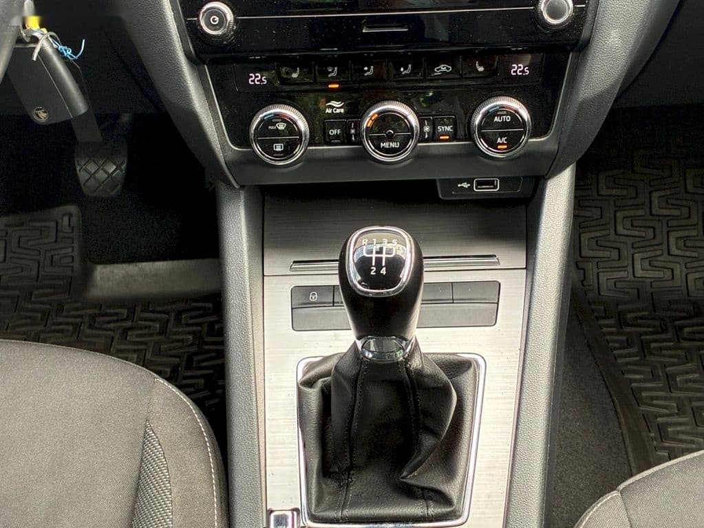 2019 Škoda OCTAVIA - 19
