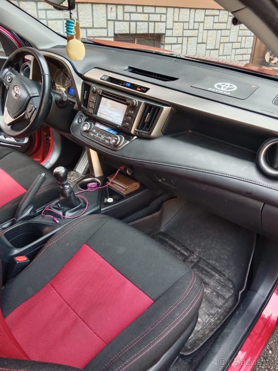 2014 Toyota RAV4 - 19